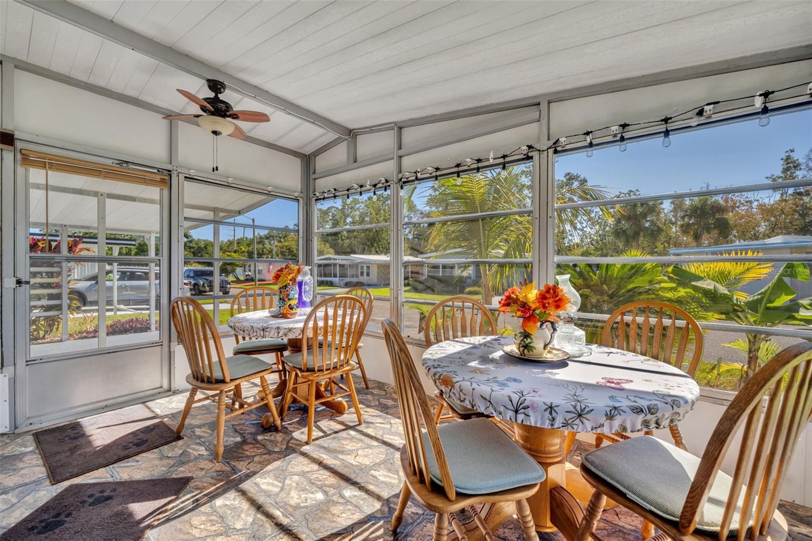 Image 19 of 49 For 225 Paradise S