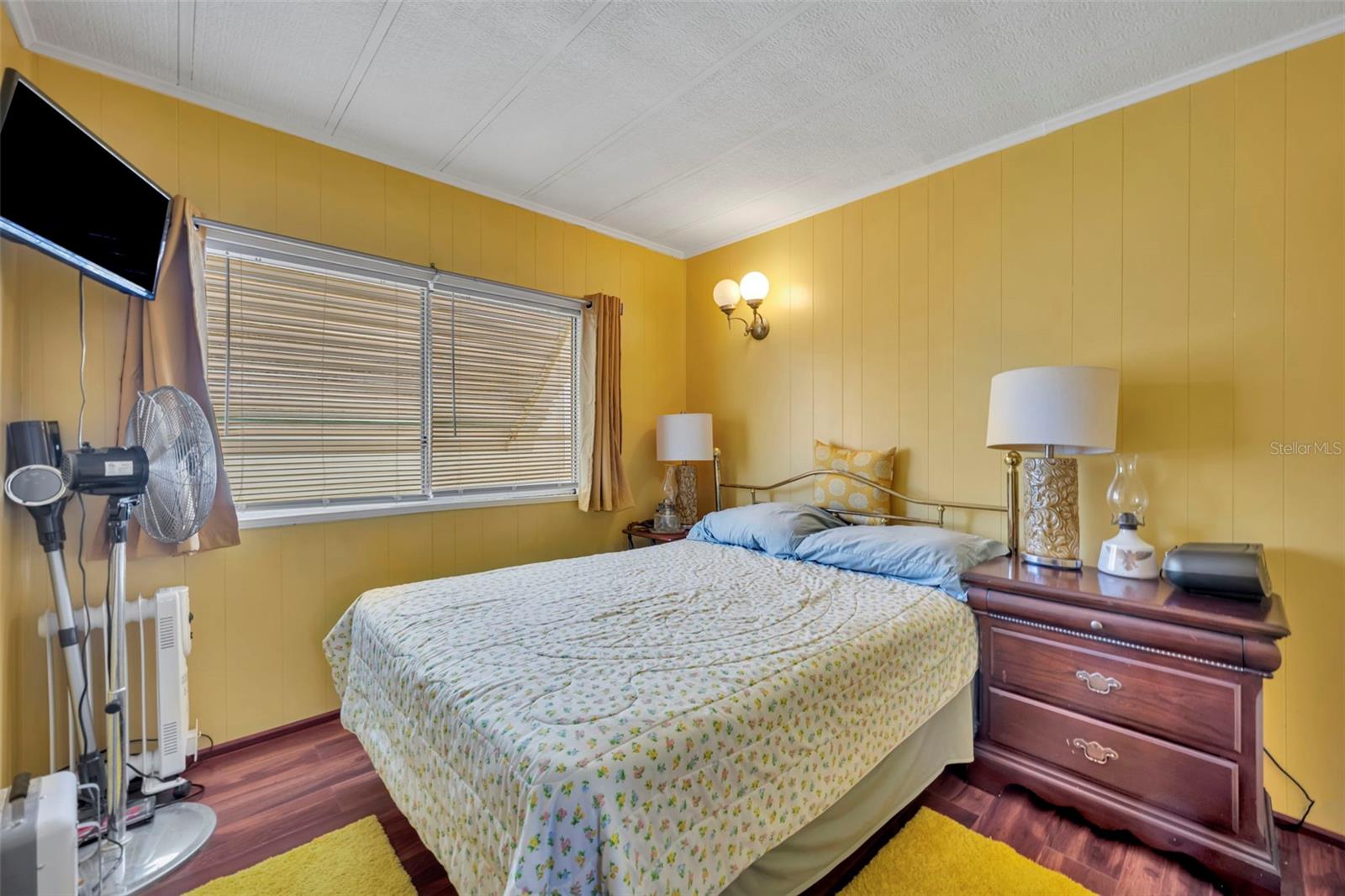 Image 21 of 49 For 225 Paradise S