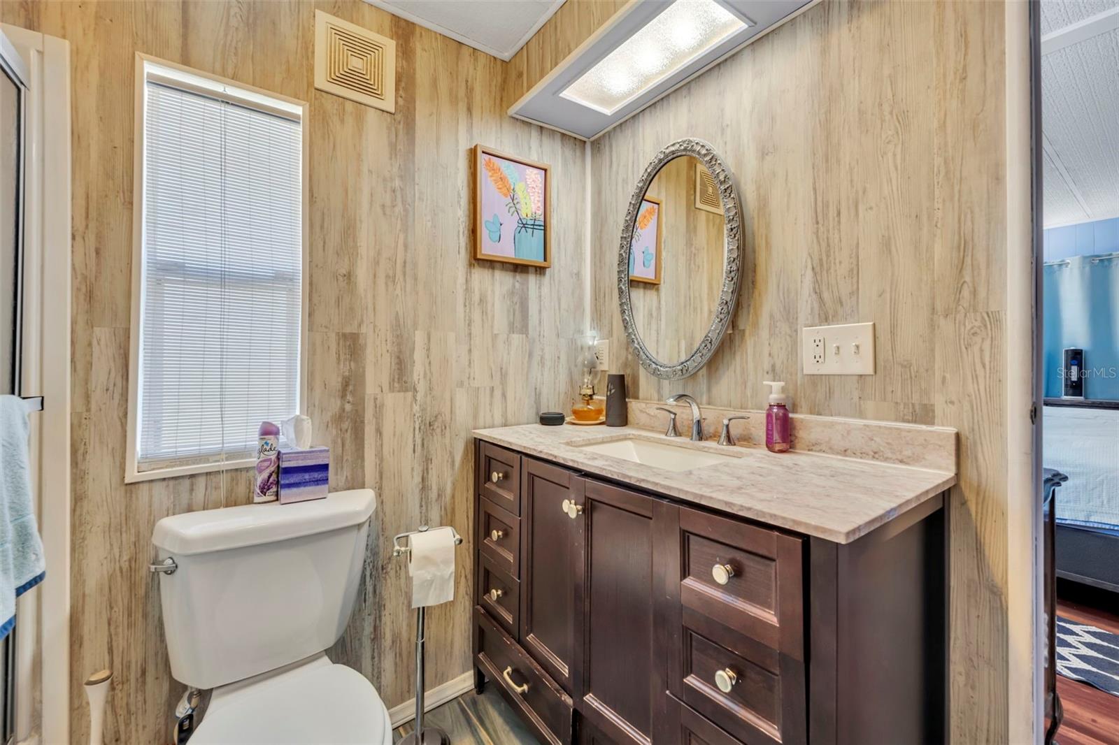 Image 26 of 49 For 225 Paradise S