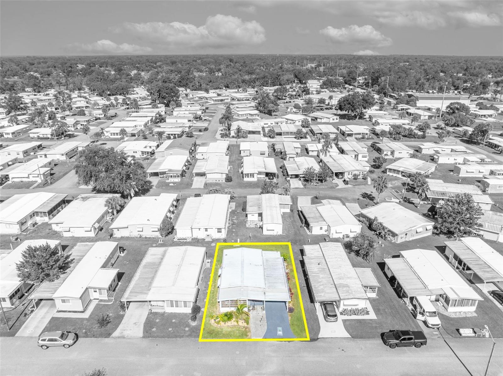 Image 31 of 49 For 225 Paradise S