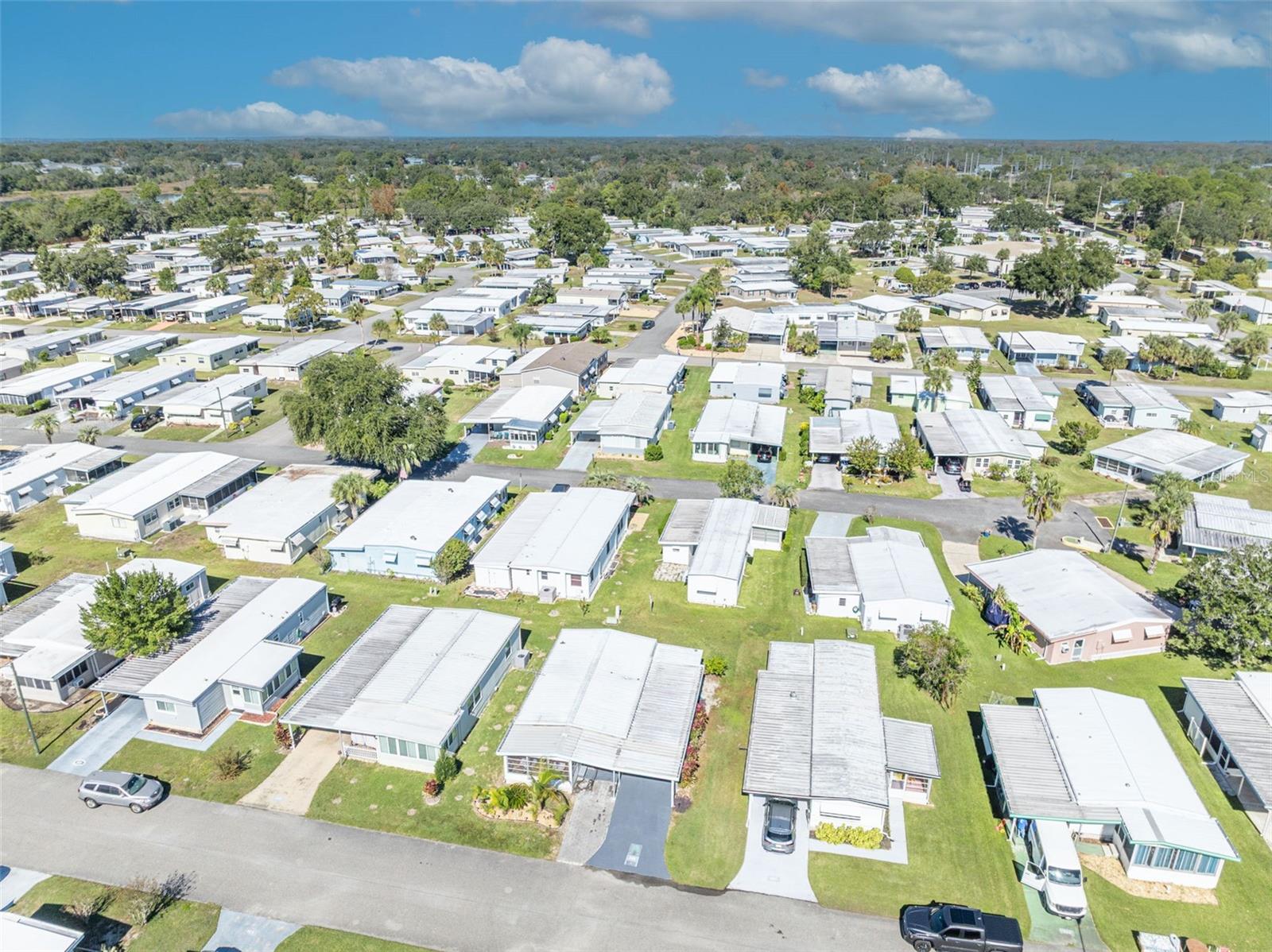 Image 34 of 49 For 225 Paradise S