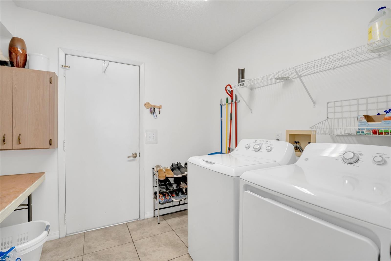 Image 22 of 45 For 131 Willow Brook Drive