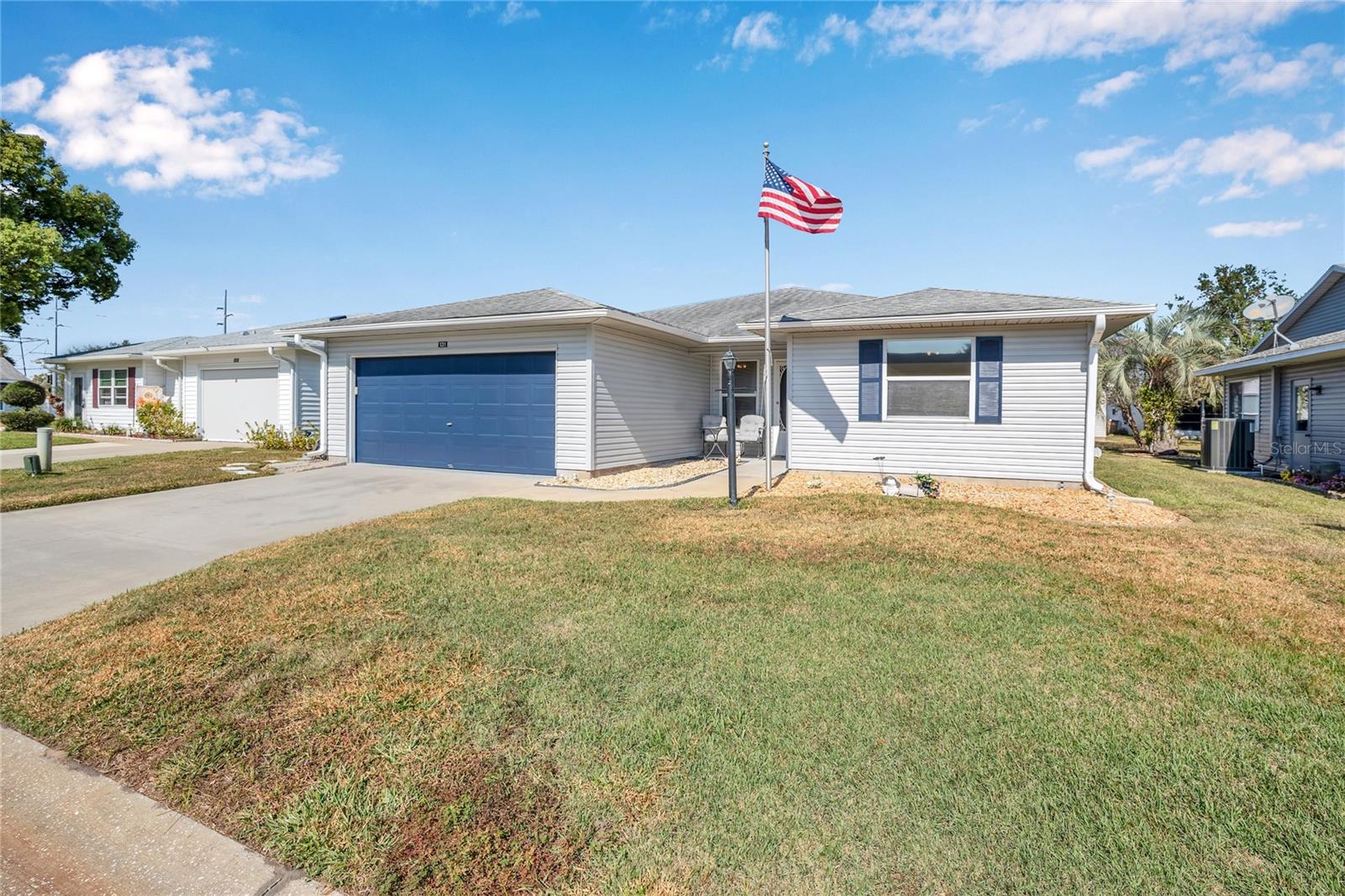 Image 4 of 45 For 131 Willow Brook Drive