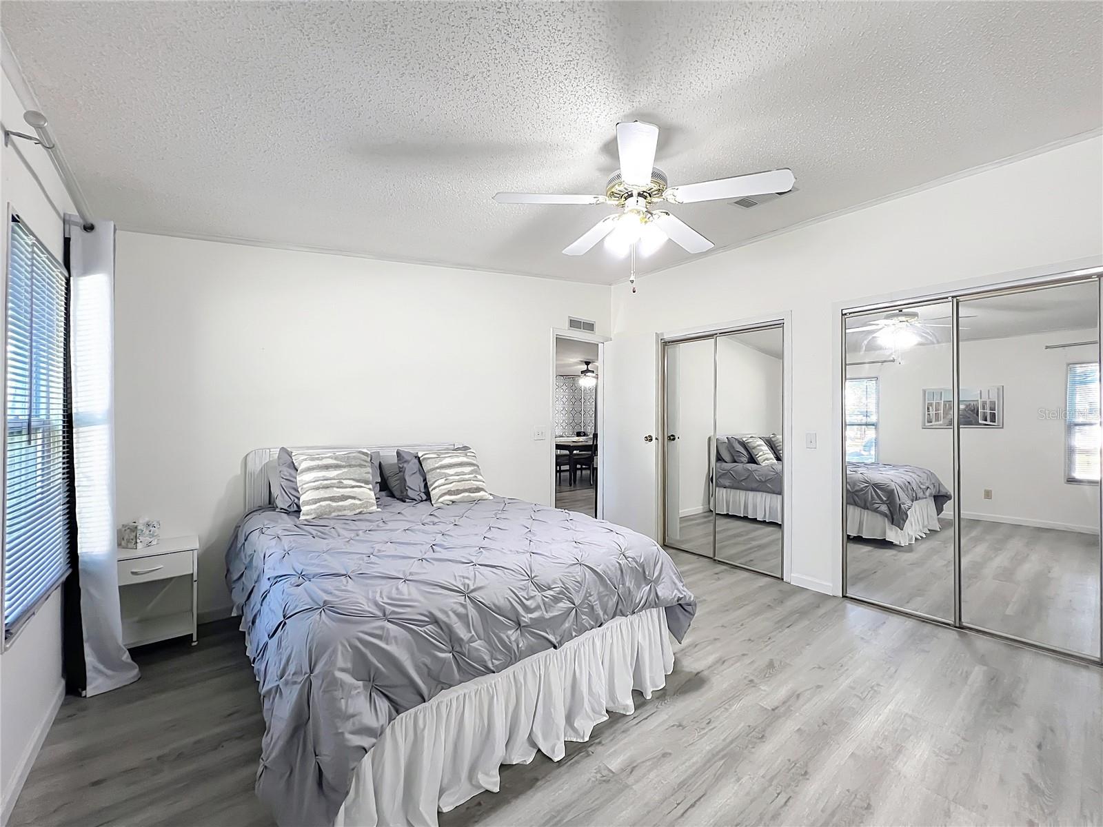 Image 16 of 76 For 4712 Belle Grove