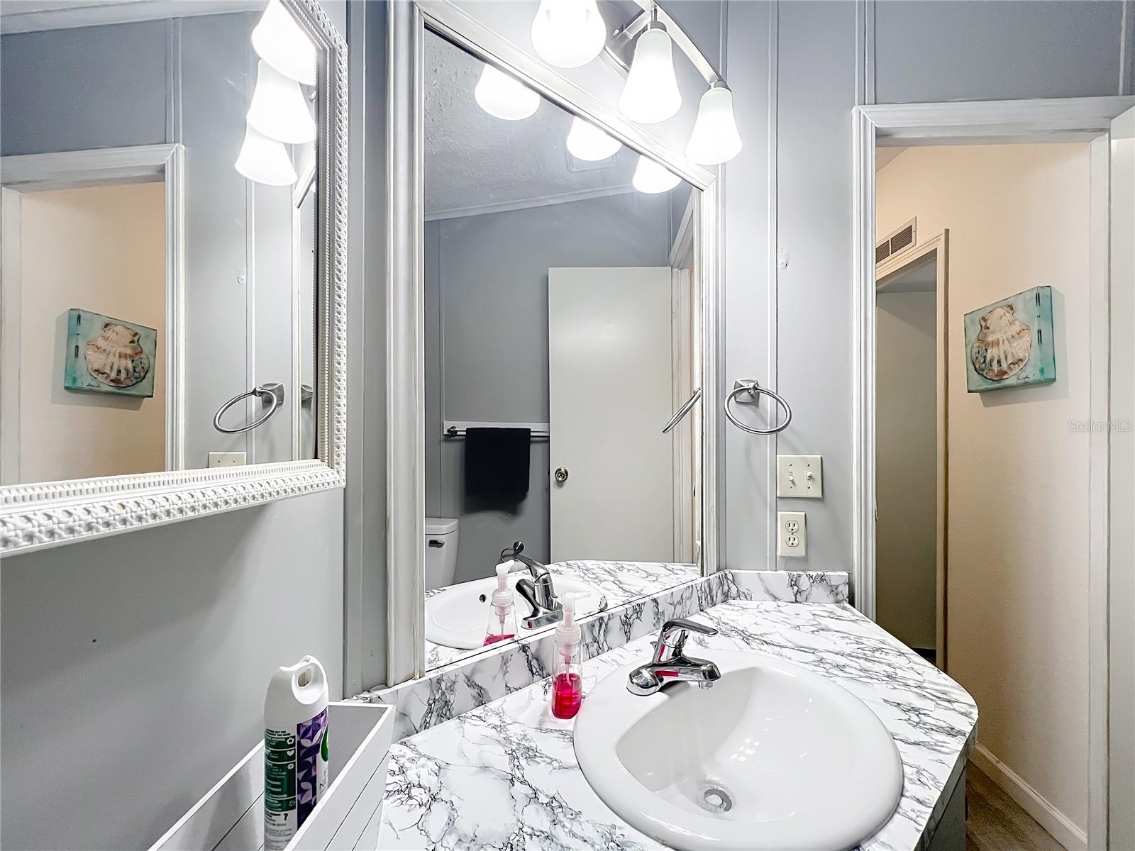 Image 29 of 76 For 4712 Belle Grove