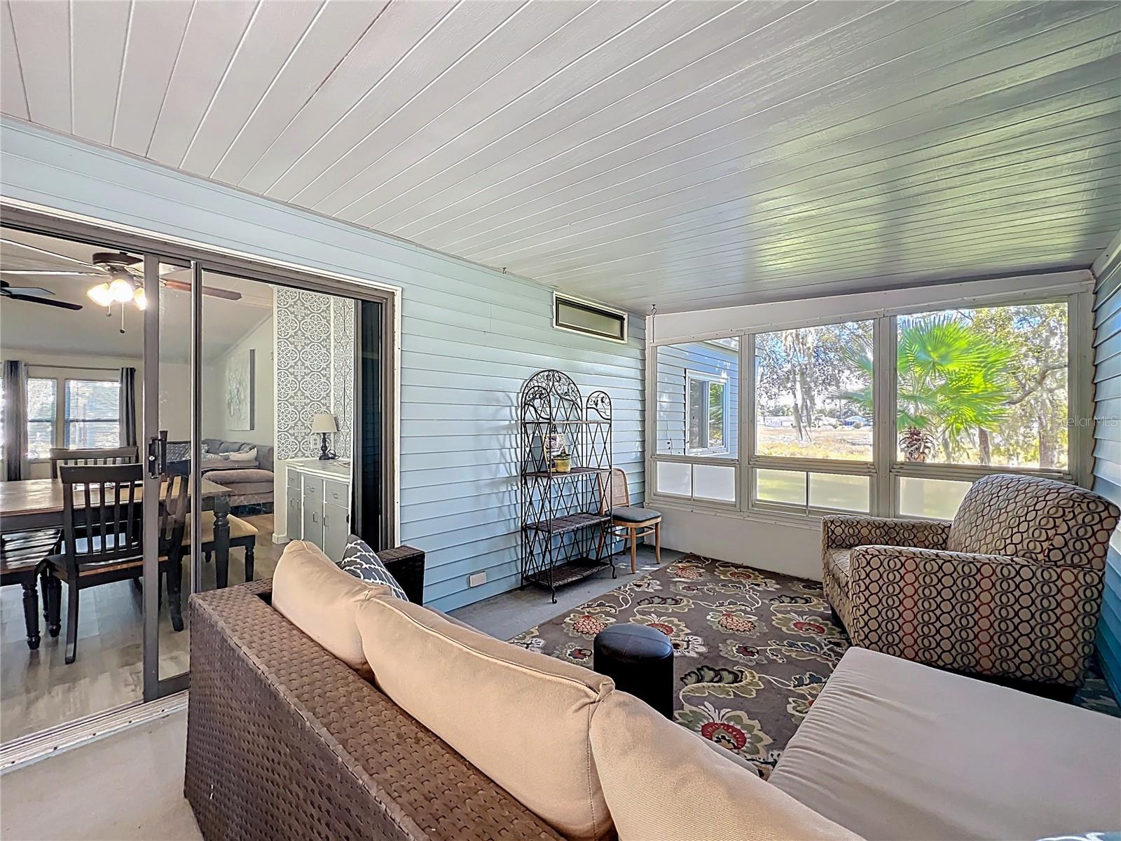 Image 33 of 76 For 4712 Belle Grove