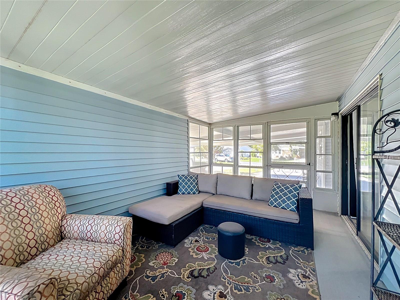 Image 34 of 76 For 4712 Belle Grove