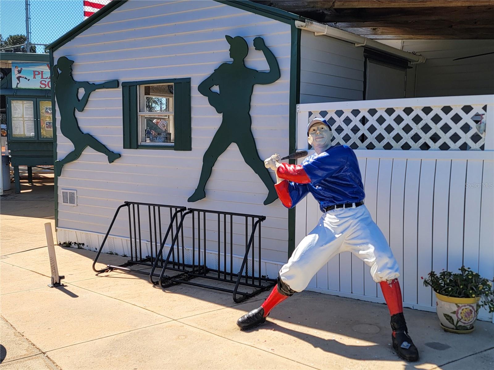 Image 52 of 76 For 4712 Belle Grove