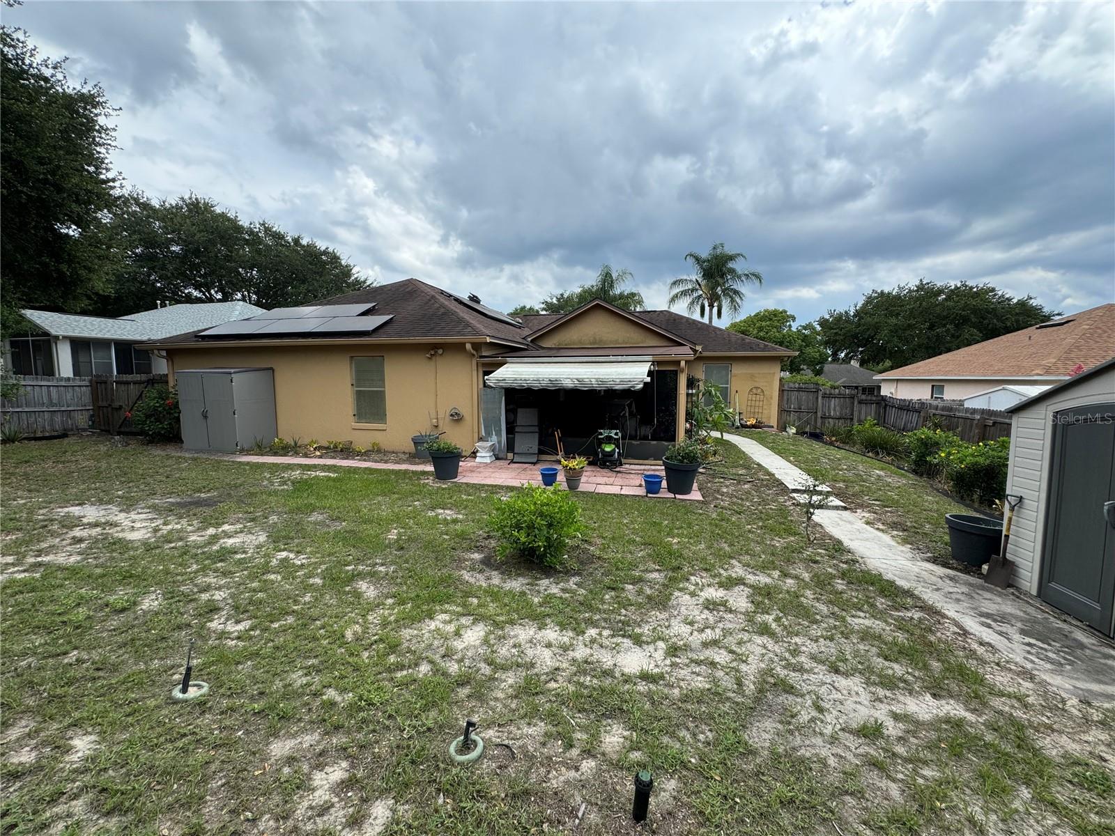 Image 23 of 33 For 686 Park Valley Circle