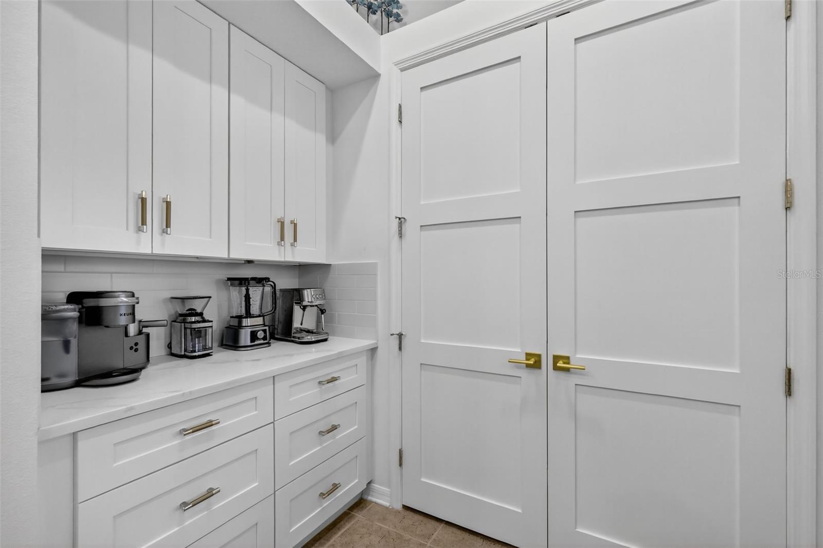 Image 17 of 53 For 23326 Oak Prairie Circle