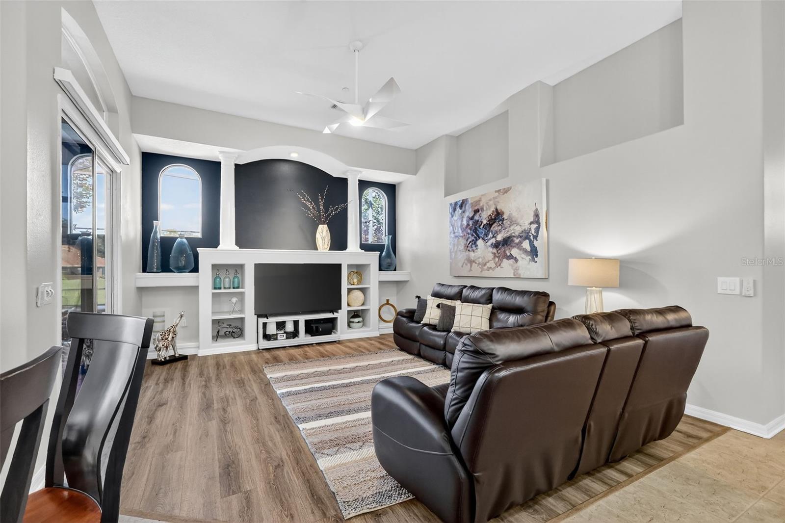 Image 23 of 53 For 23326 Oak Prairie Circle