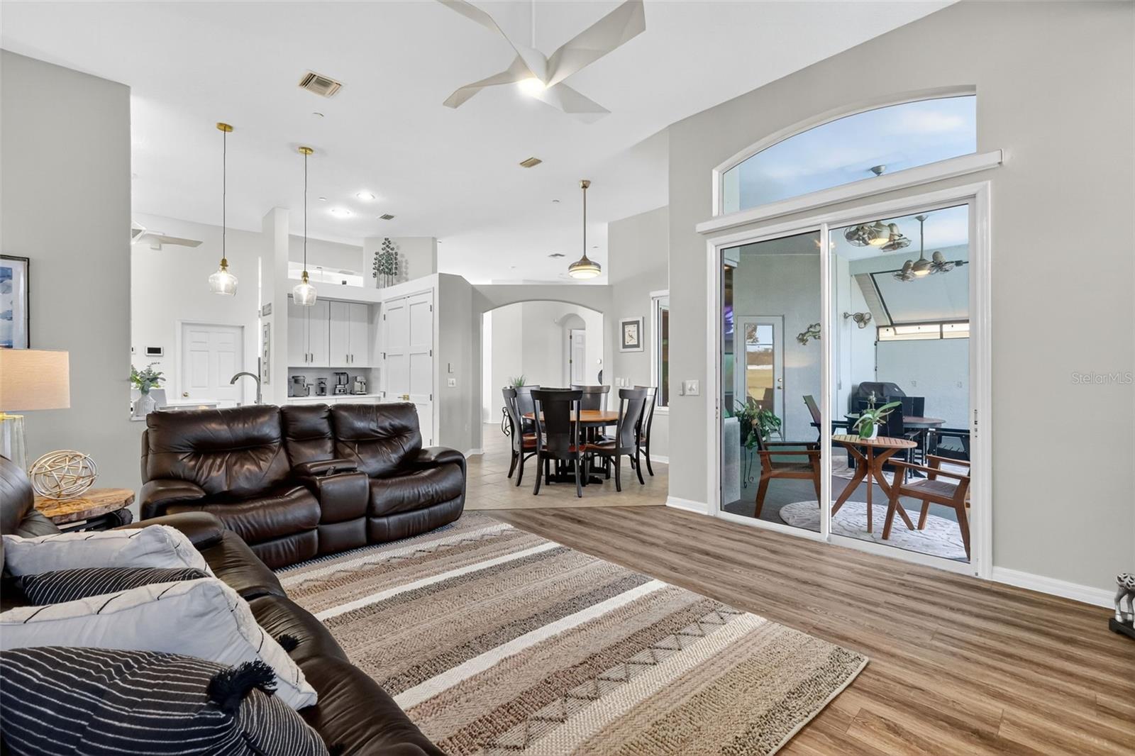 Image 24 of 53 For 23326 Oak Prairie Circle