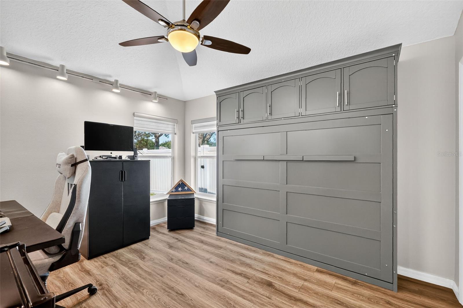 Image 34 of 53 For 23326 Oak Prairie Circle