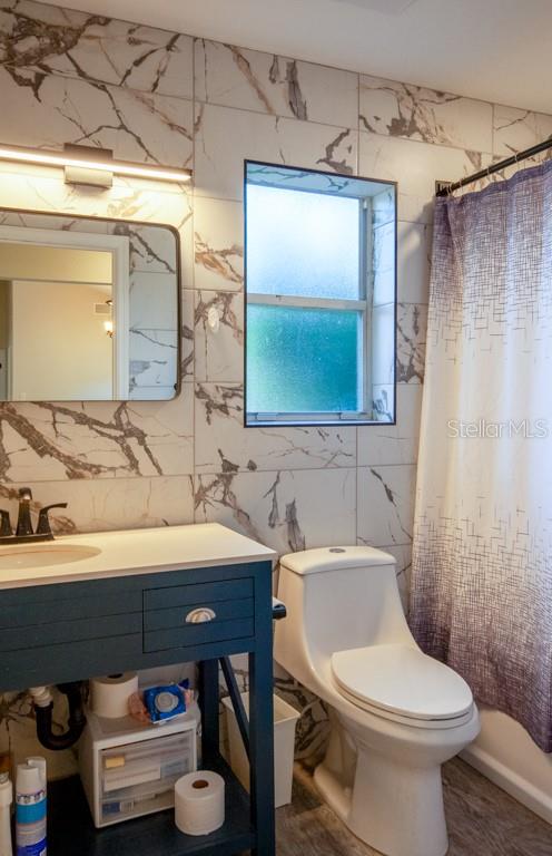 Image 17 of 21 For 2728 Lake Landing Boulevard