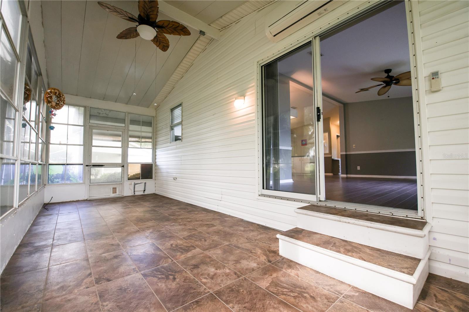 Image 8 of 25 For 912 Orchid Street