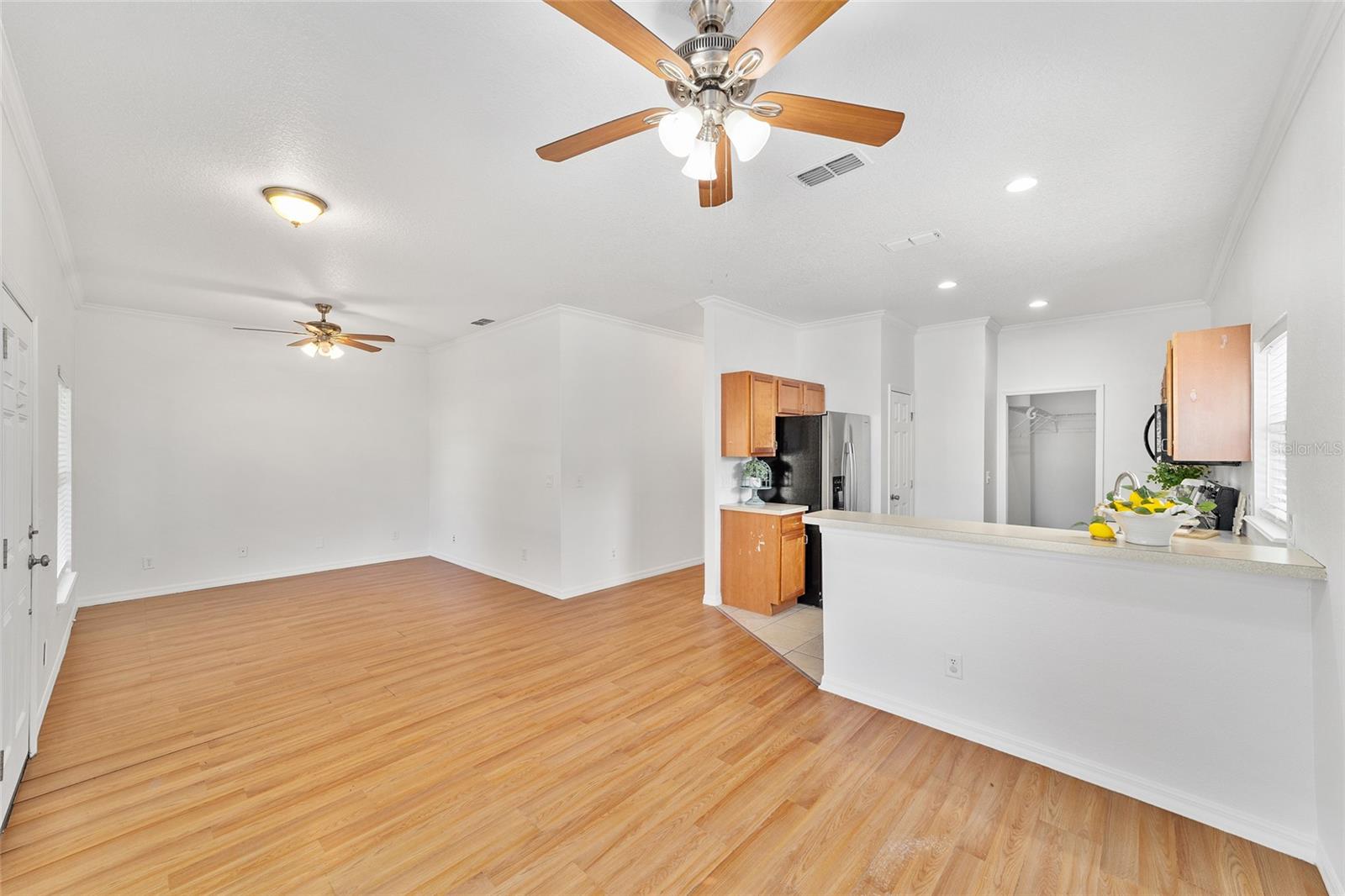 Image 10 of 33 For 4024 Elm Street