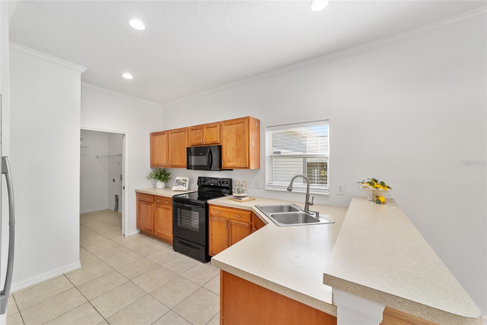 Image 16 of 33 For 4024 Elm Street