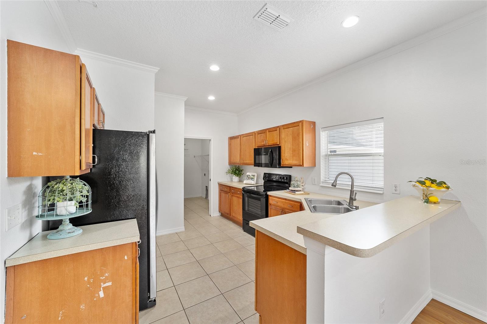 Image 18 of 33 For 4024 Elm Street