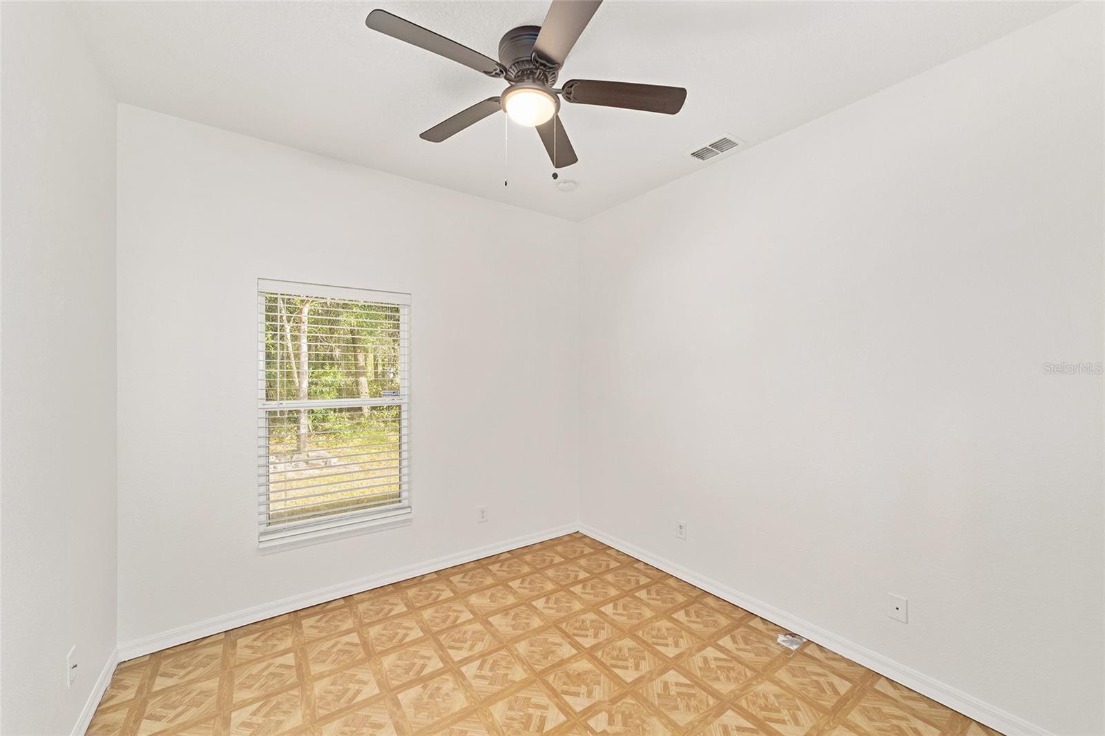 Image 23 of 33 For 4024 Elm Street