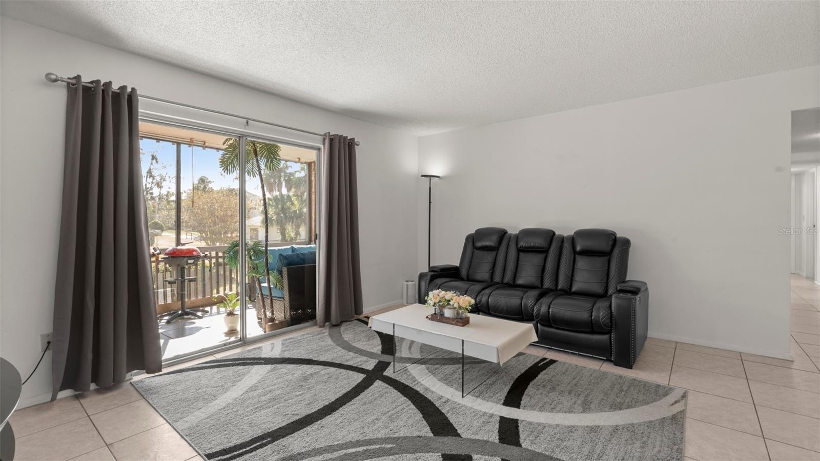 Image 10 of 47 For 6519 Newberry Road 912