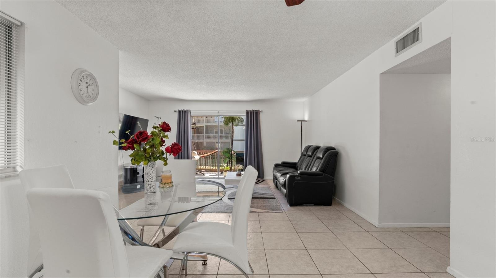 Image 16 of 47 For 6519 Newberry Road 912