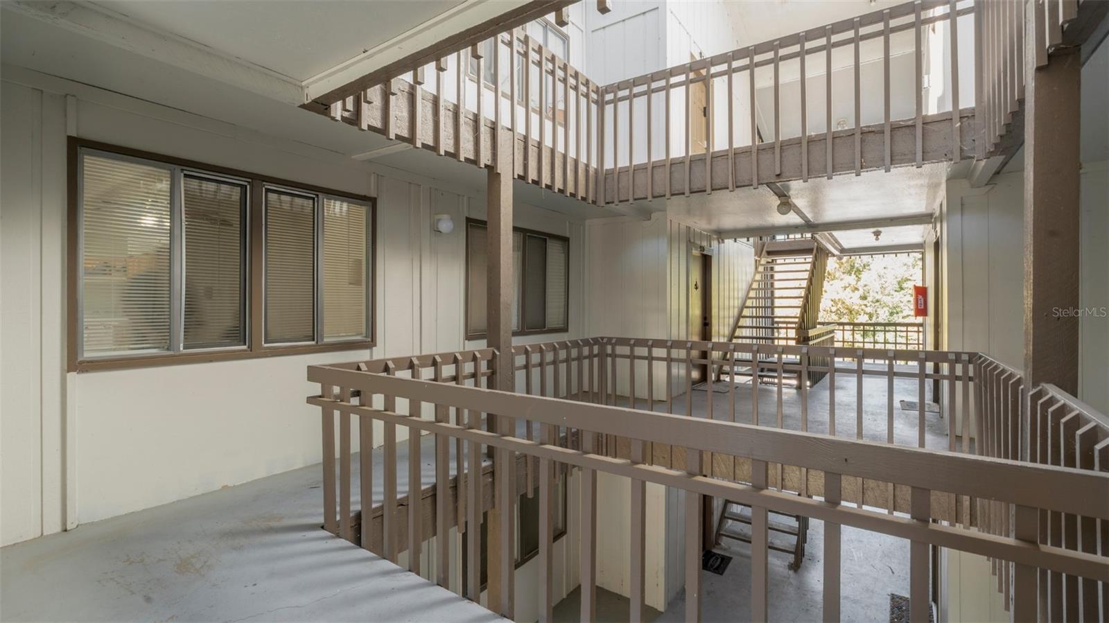 Image 6 of 47 For 6519 Newberry Road 912