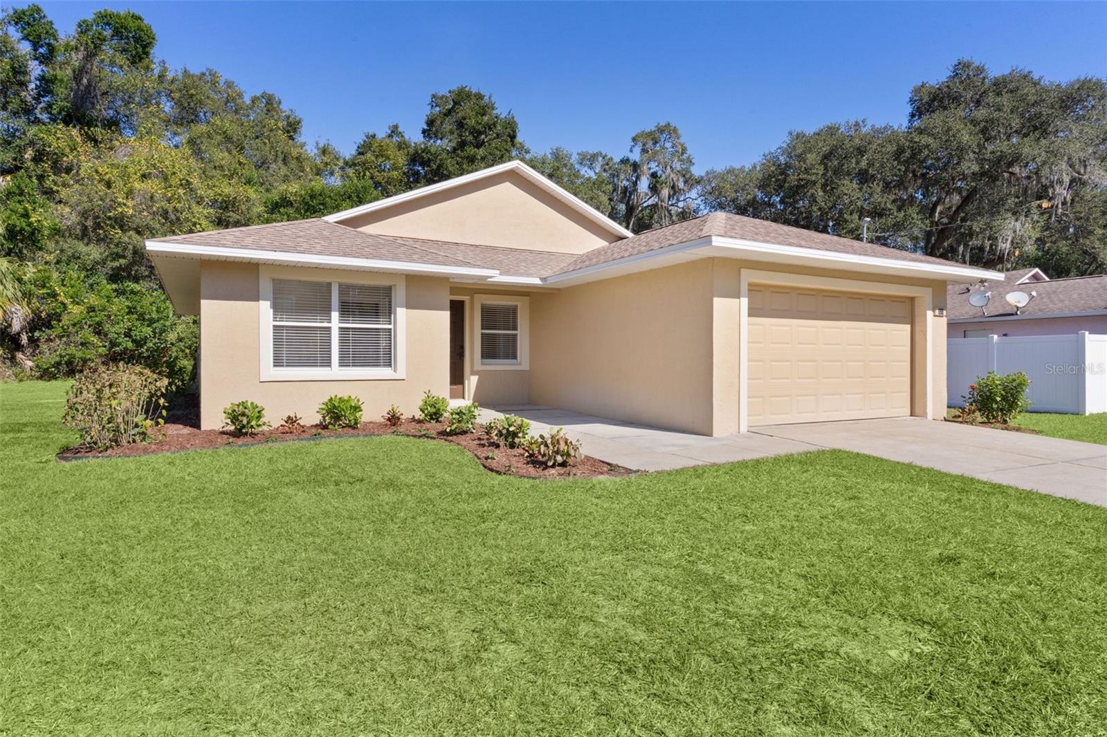 Image 2 of 27 For 323 Lady Lake Boulevard