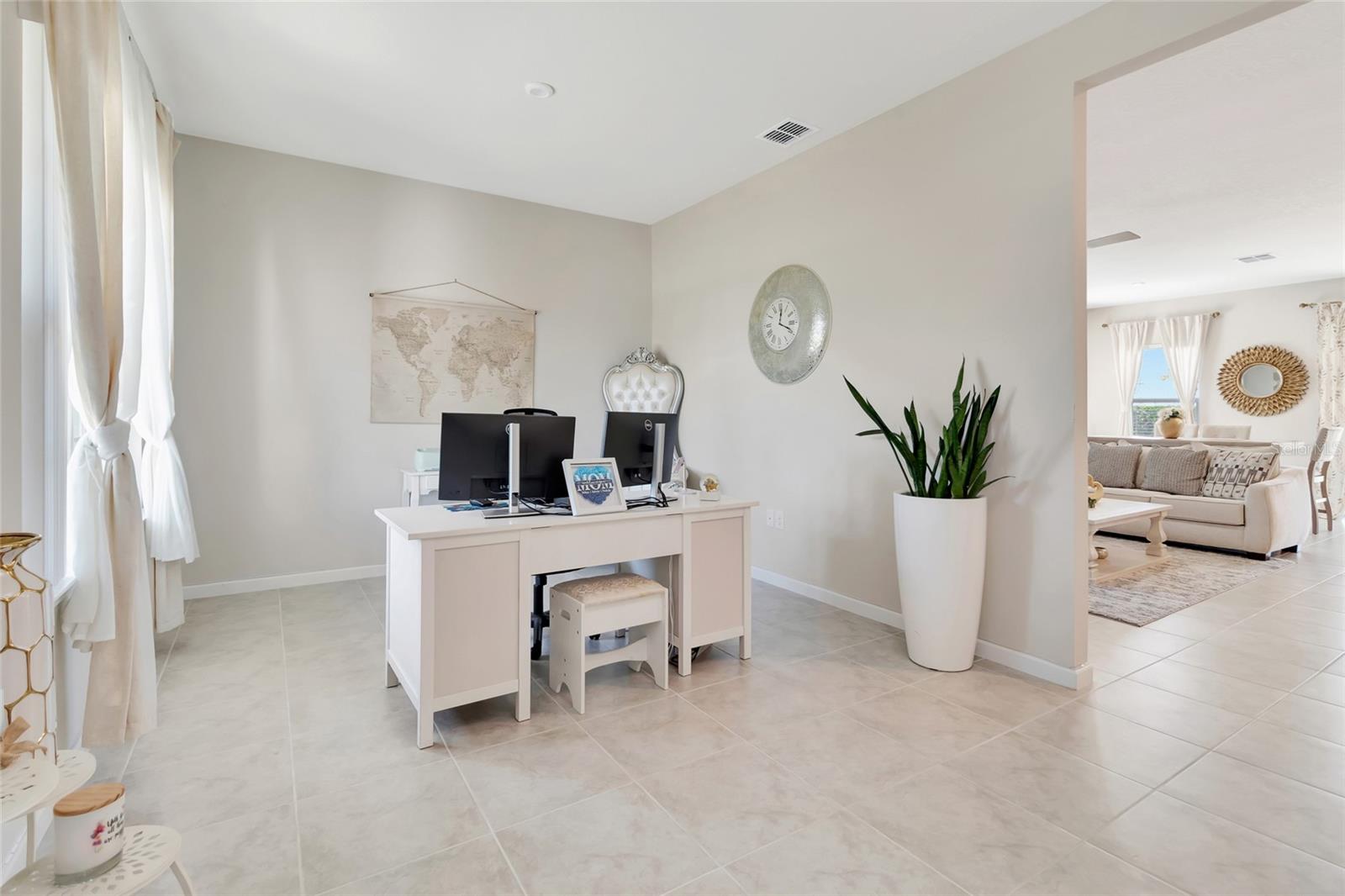 Image 5 of 50 For 1896 Basenji Drive