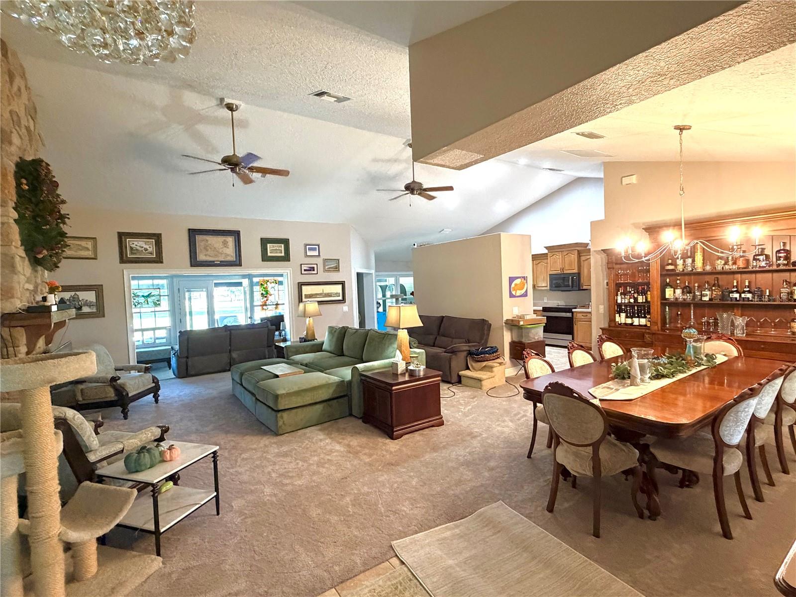 Image 11 of 45 For 400 Carman Drive