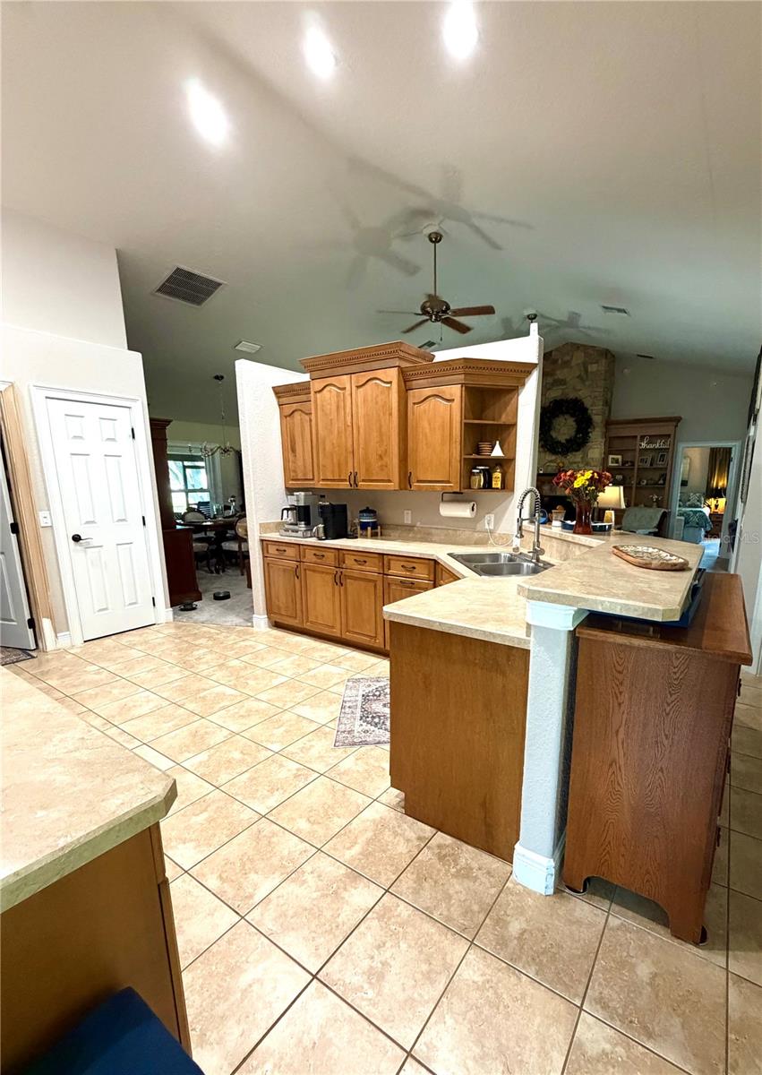 Image 15 of 45 For 400 Carman Drive