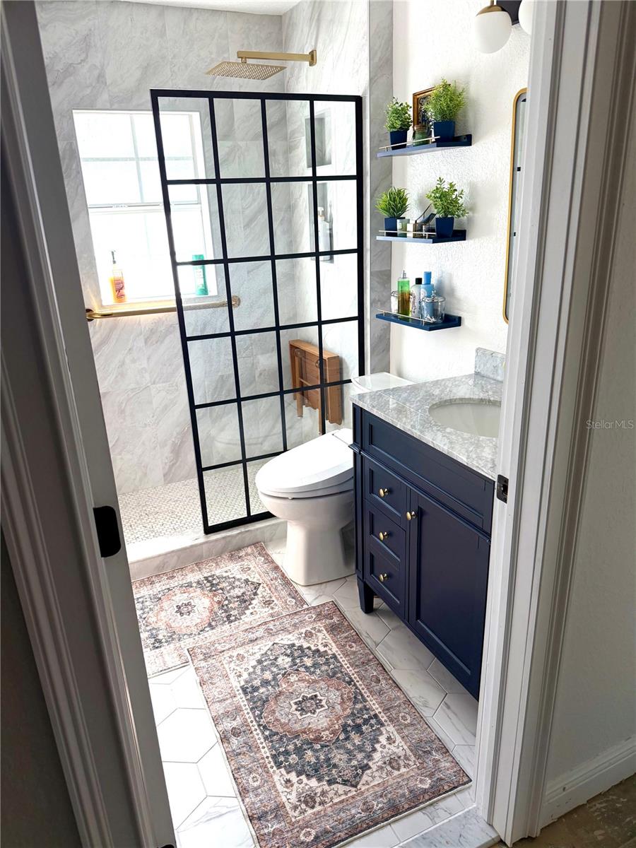 Image 17 of 45 For 400 Carman Drive