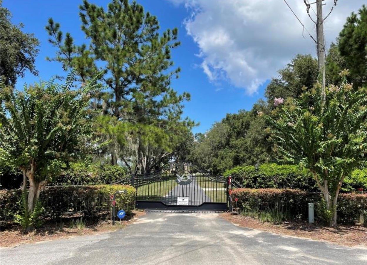 Image 2 of 45 For 400 Carman Drive