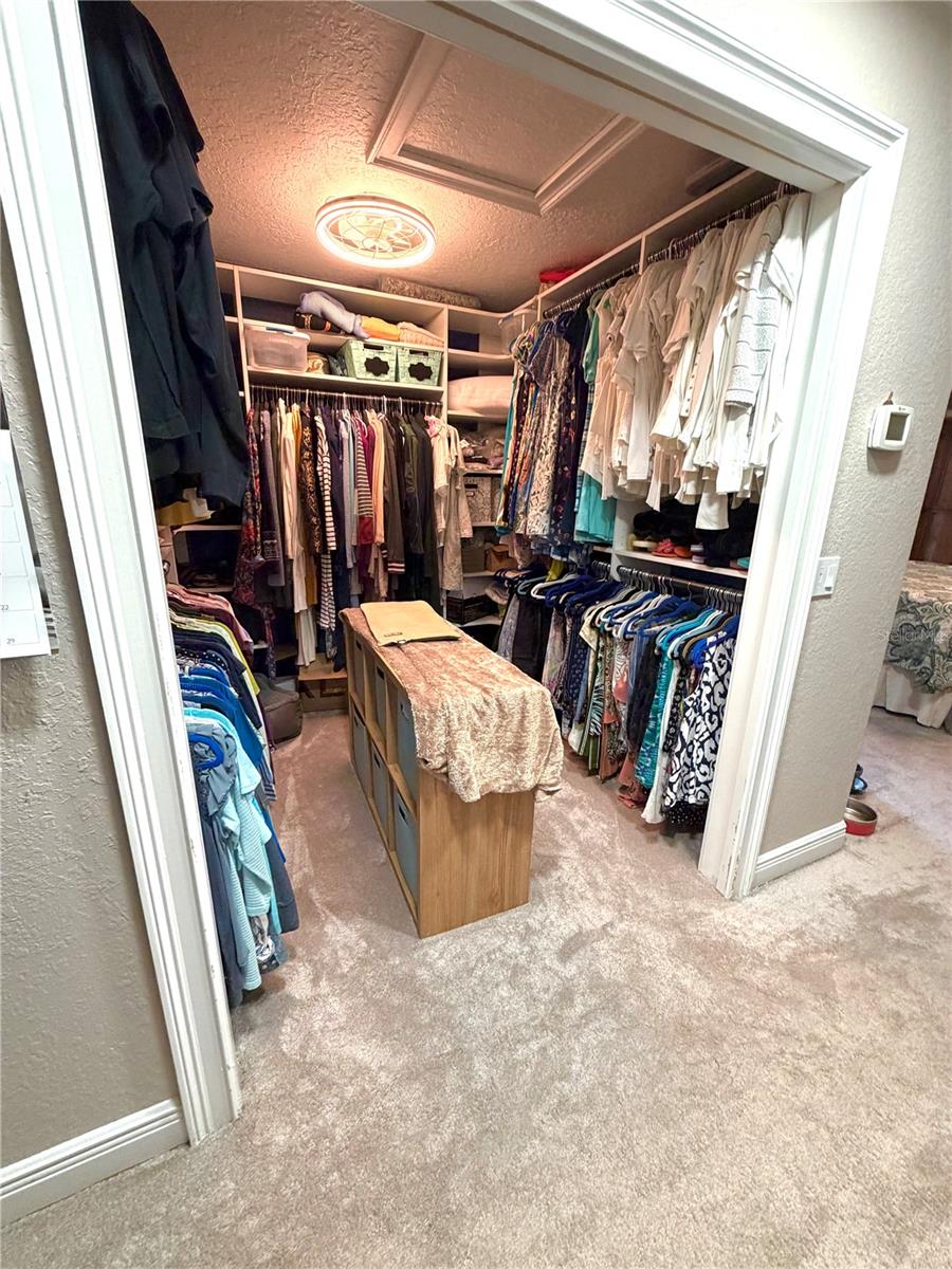 Image 25 of 45 For 400 Carman Drive