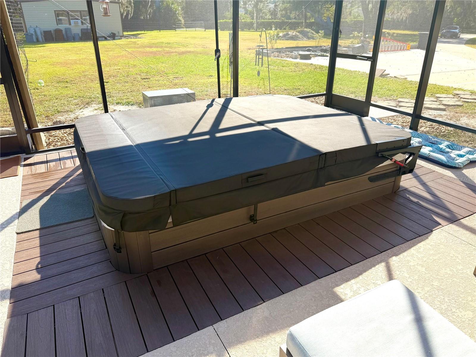 Image 36 of 45 For 400 Carman Drive