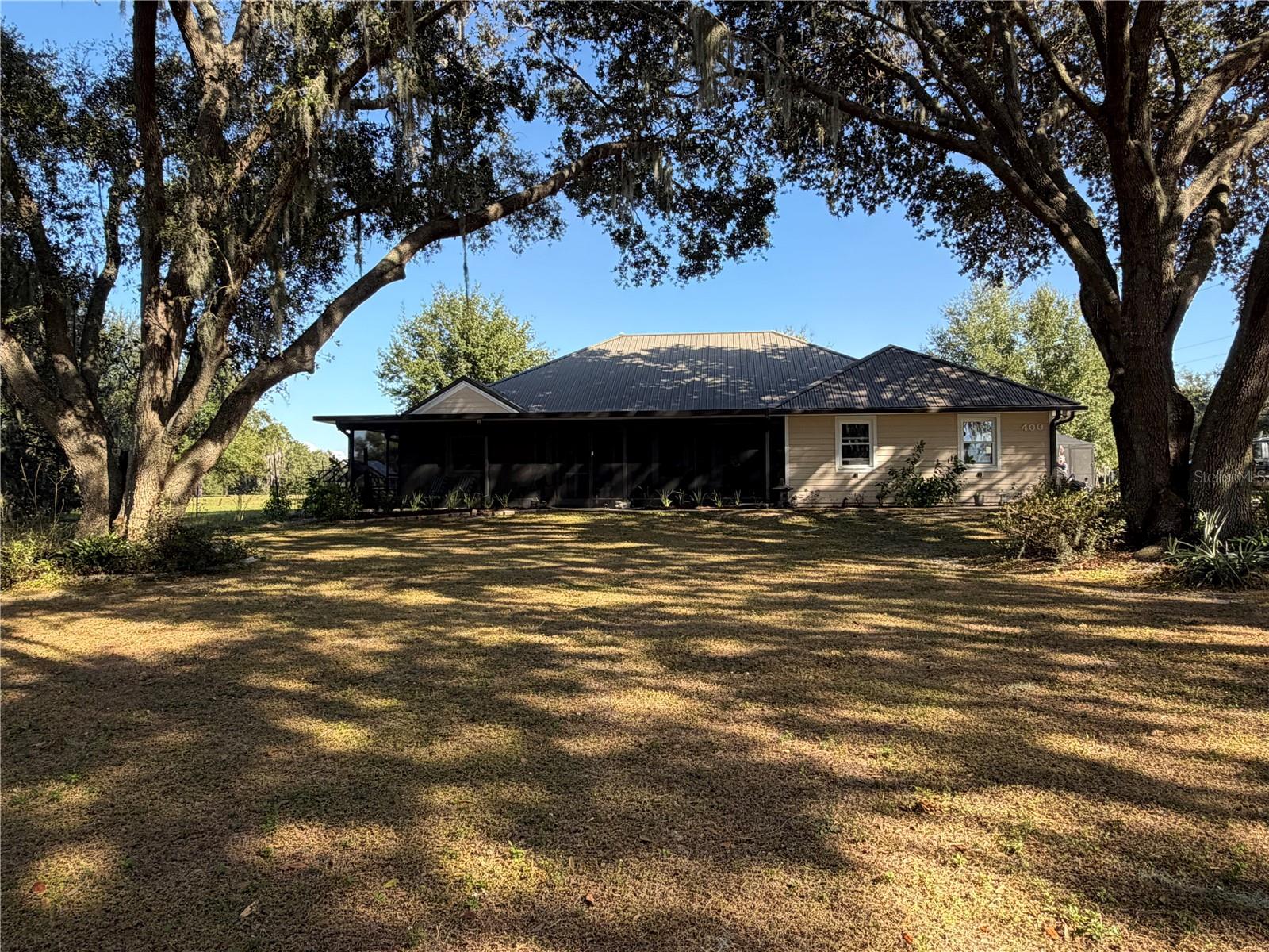 Image 7 of 45 For 400 Carman Drive