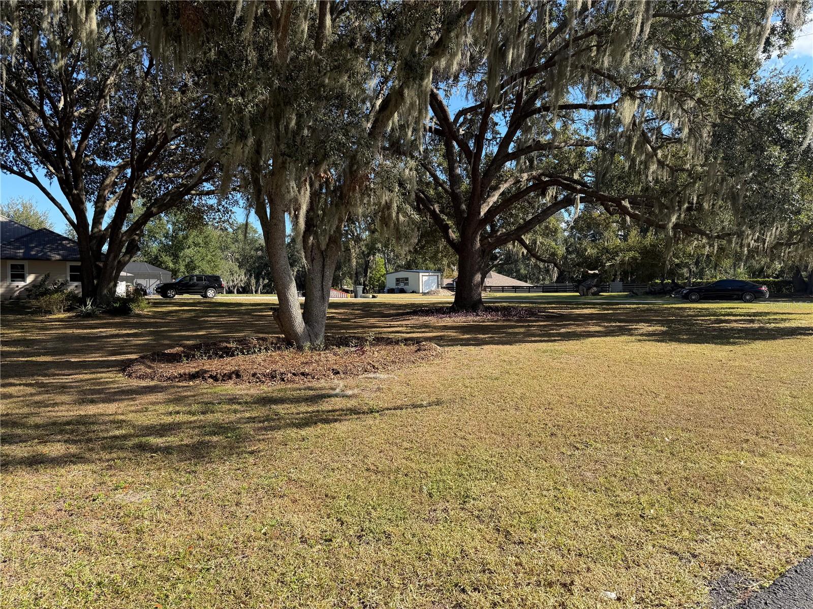 Image 9 of 45 For 400 Carman Drive