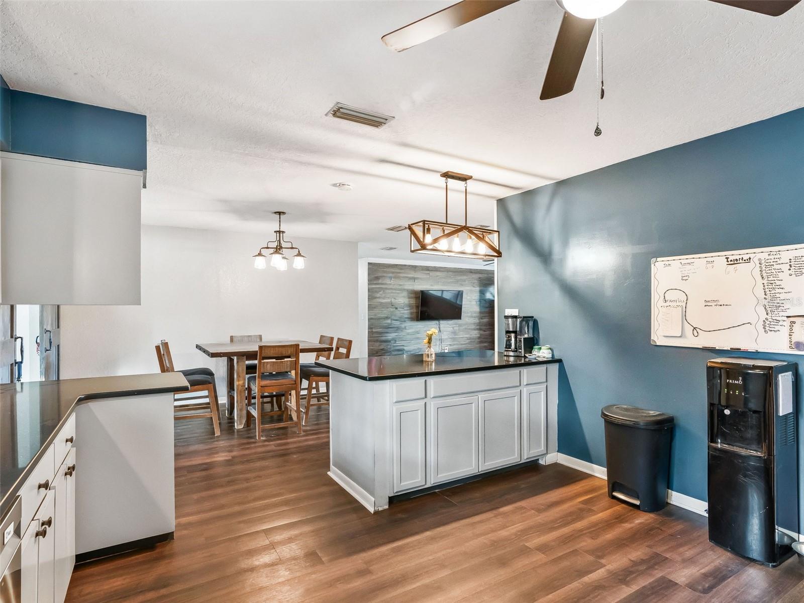 Image 13 of 33 For 6040 126th Lane