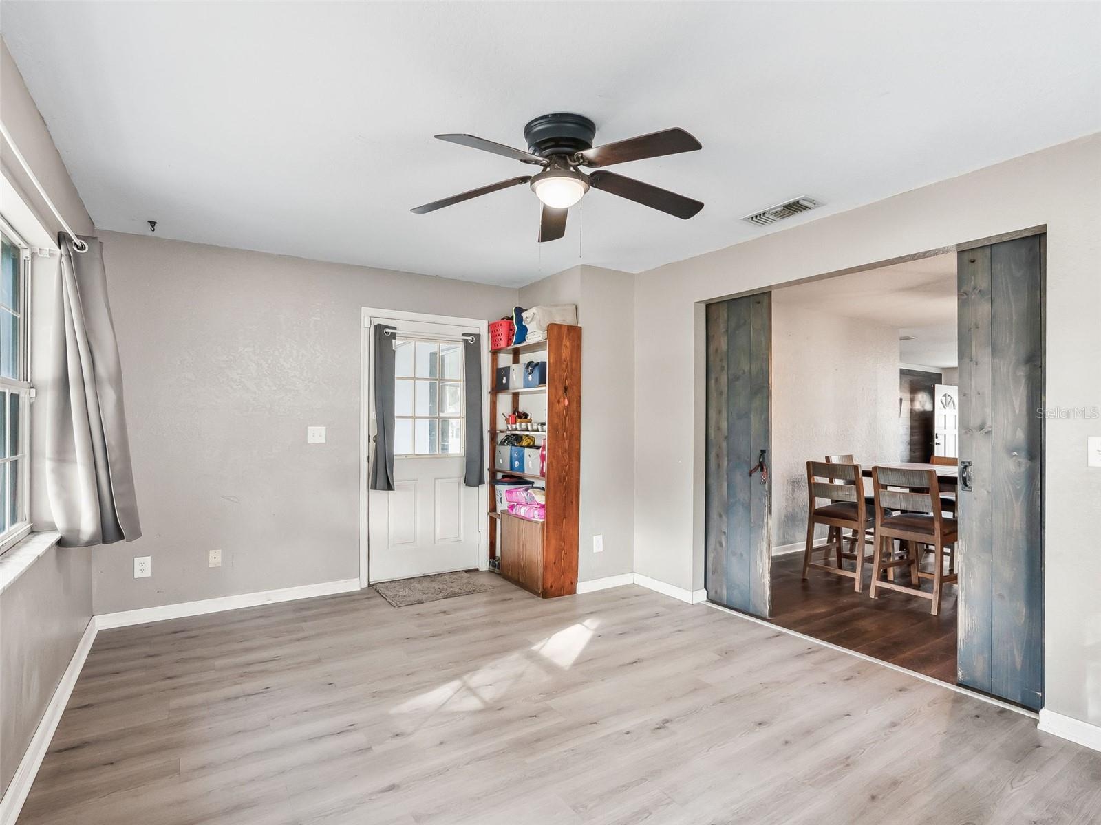 Image 15 of 33 For 6040 126th Lane