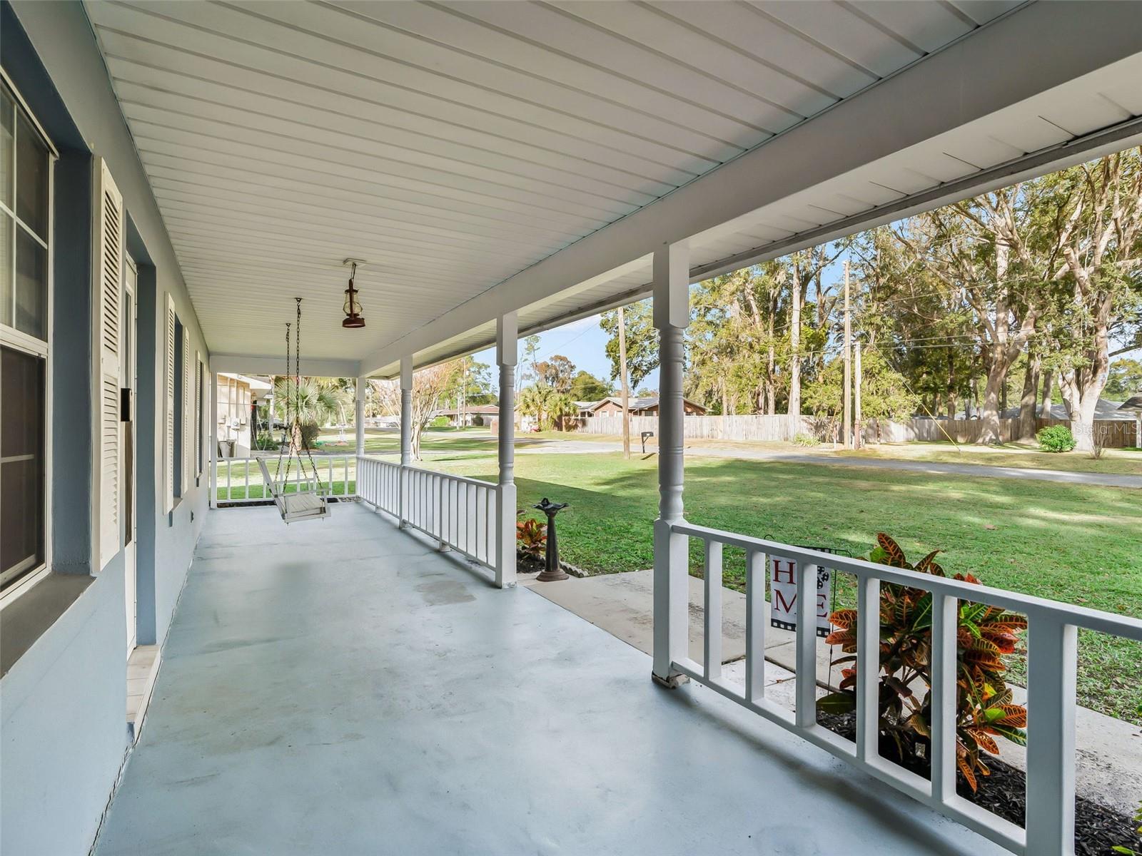 Image 5 of 33 For 6040 126th Lane