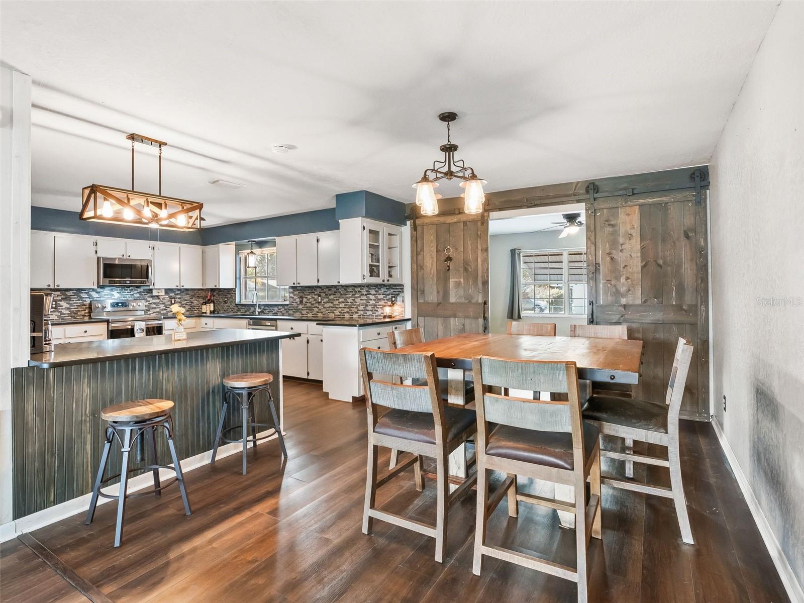 Image 9 of 33 For 6040 126th Lane