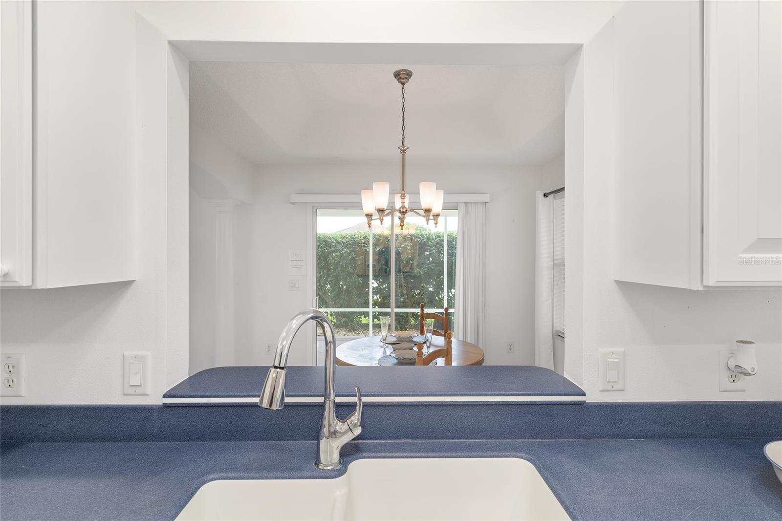 Image 33 of 71 For 560 Smithfield Place