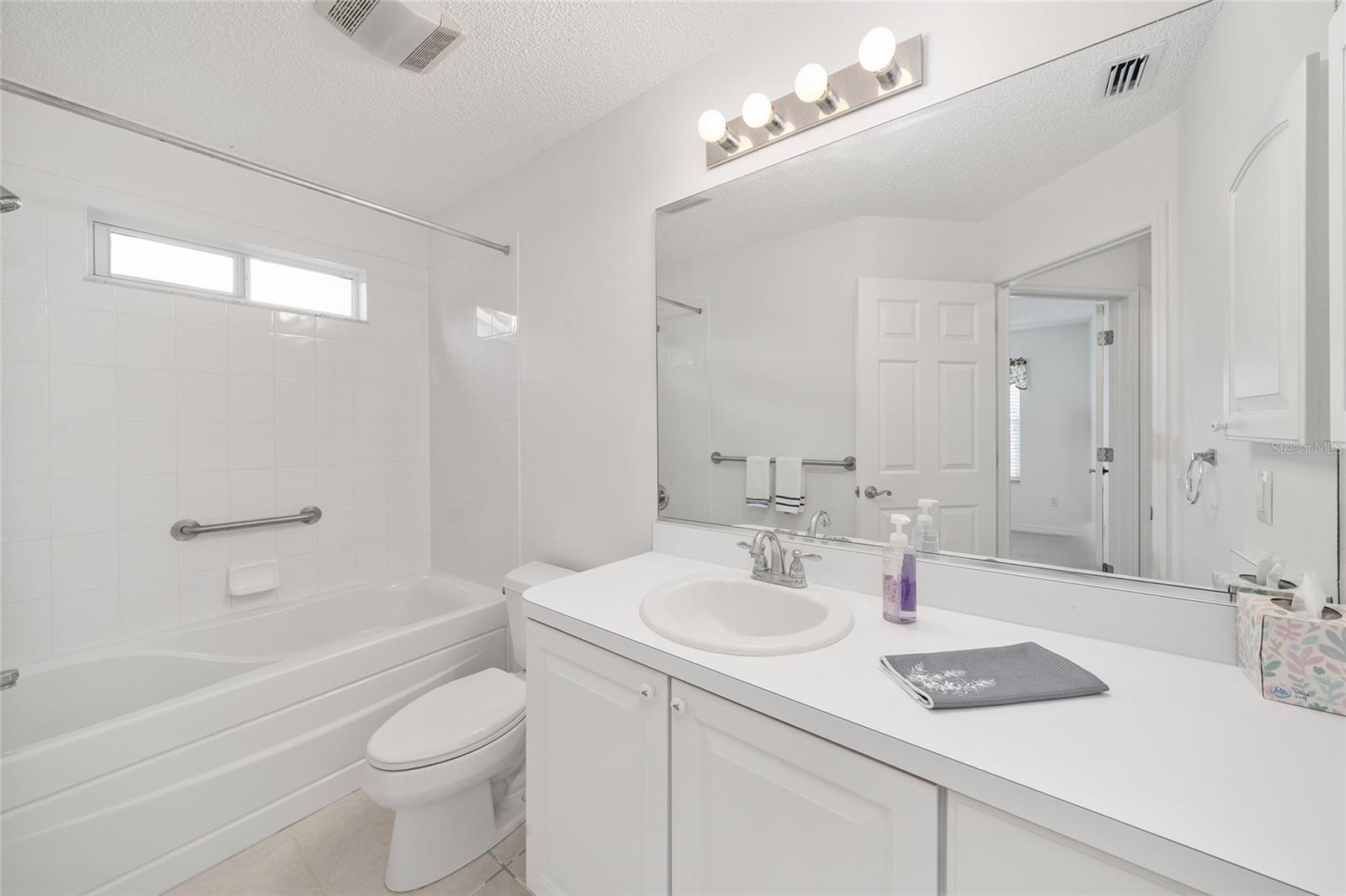 Image 51 of 71 For 560 Smithfield Place