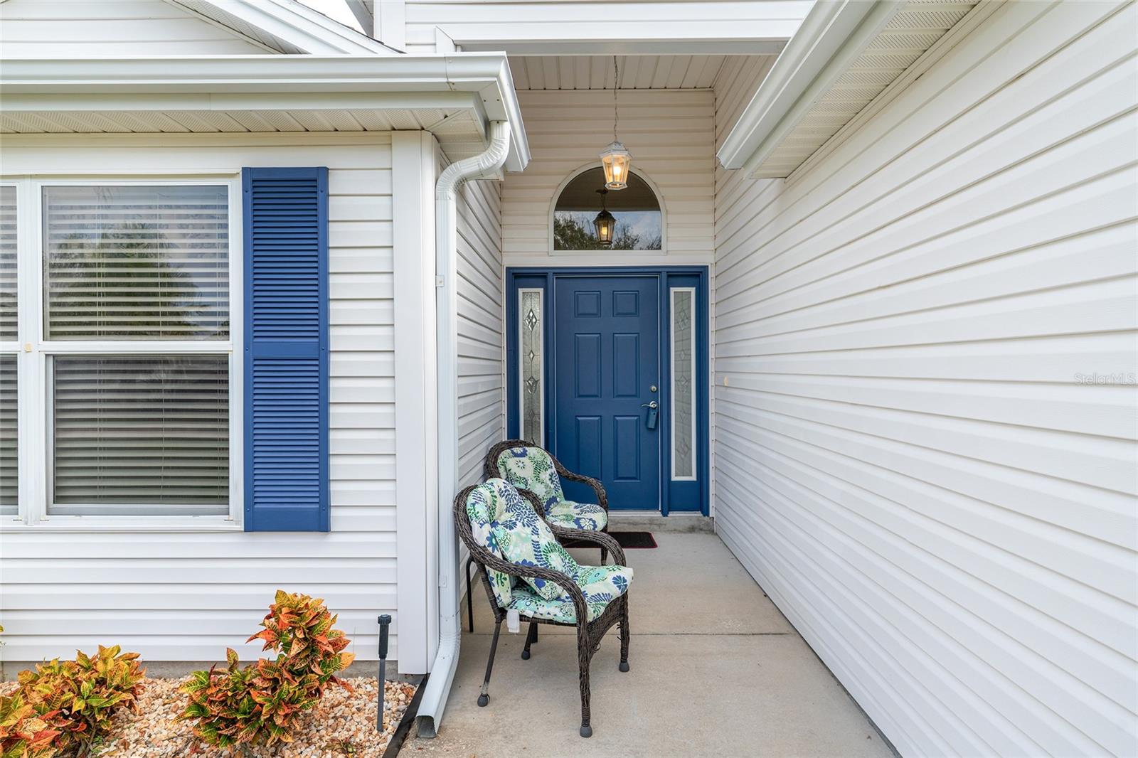 Image 6 of 71 For 560 Smithfield Place