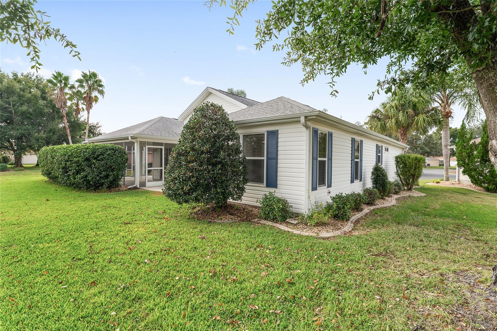 Image 67 of 71 For 560 Smithfield Place