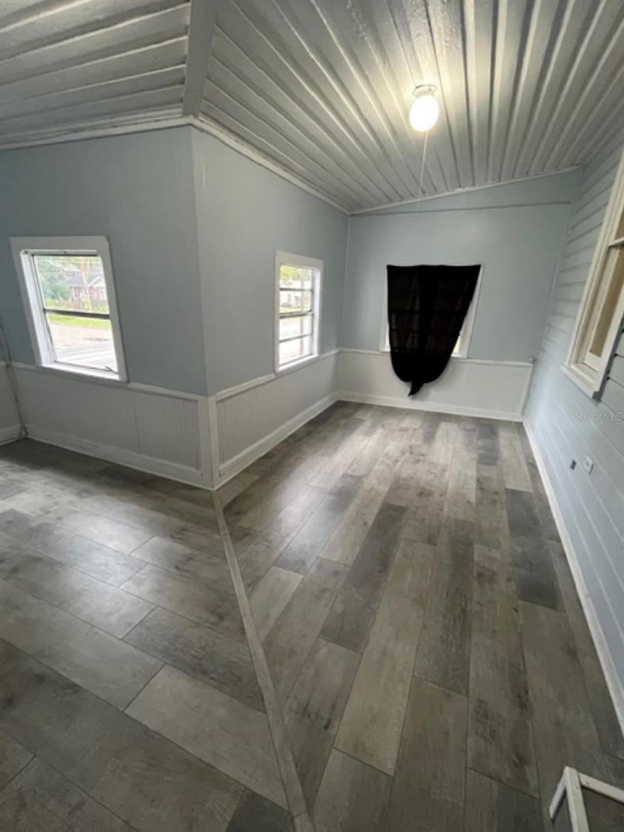 Image 13 of 28 For 603 Orange Avenue