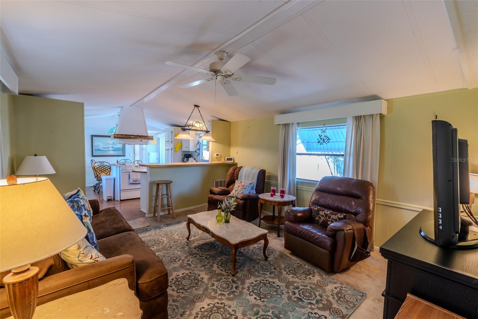 Image 15 of 59 For 17416 Eve Dr.