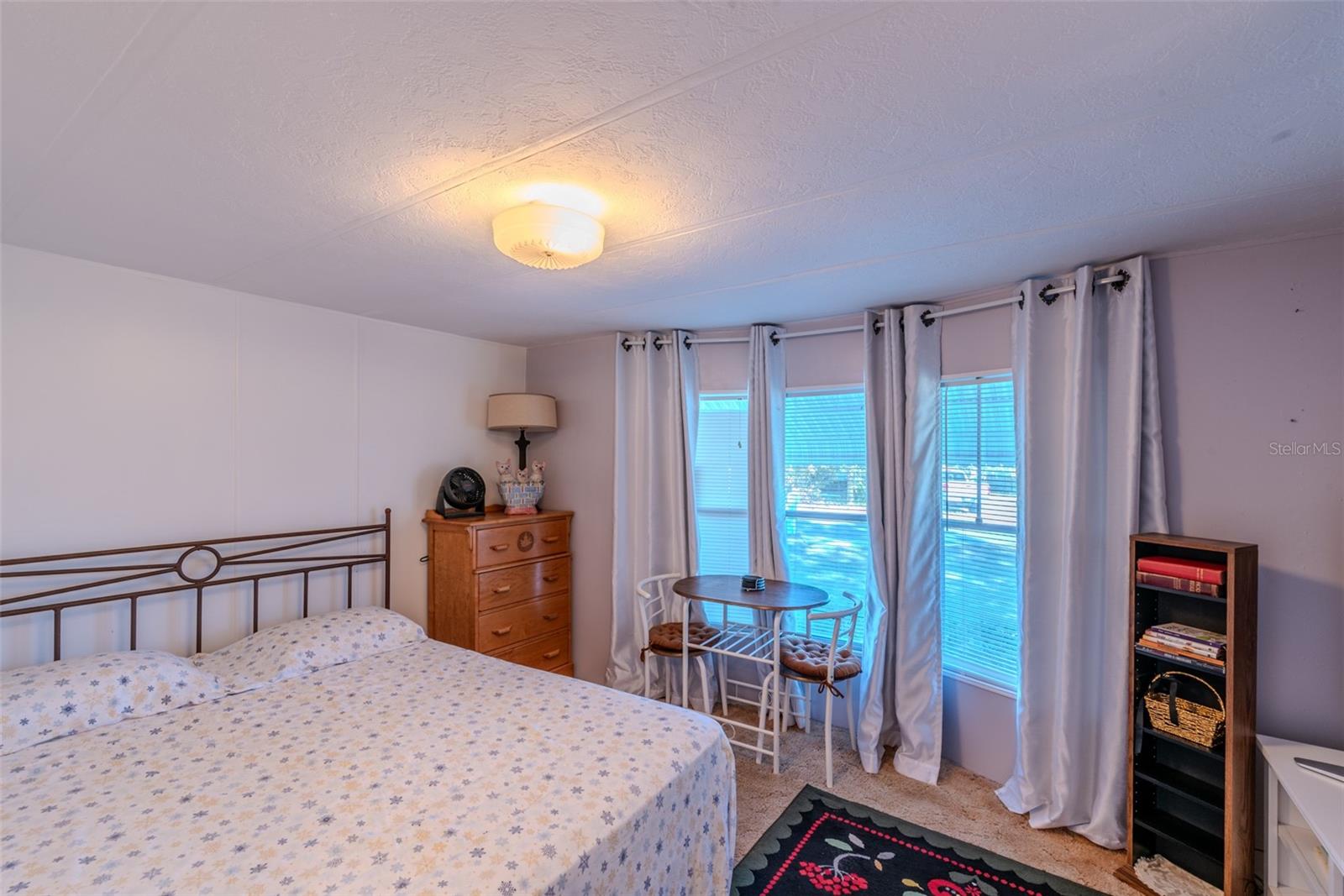 Image 19 of 59 For 17416 Eve Dr.