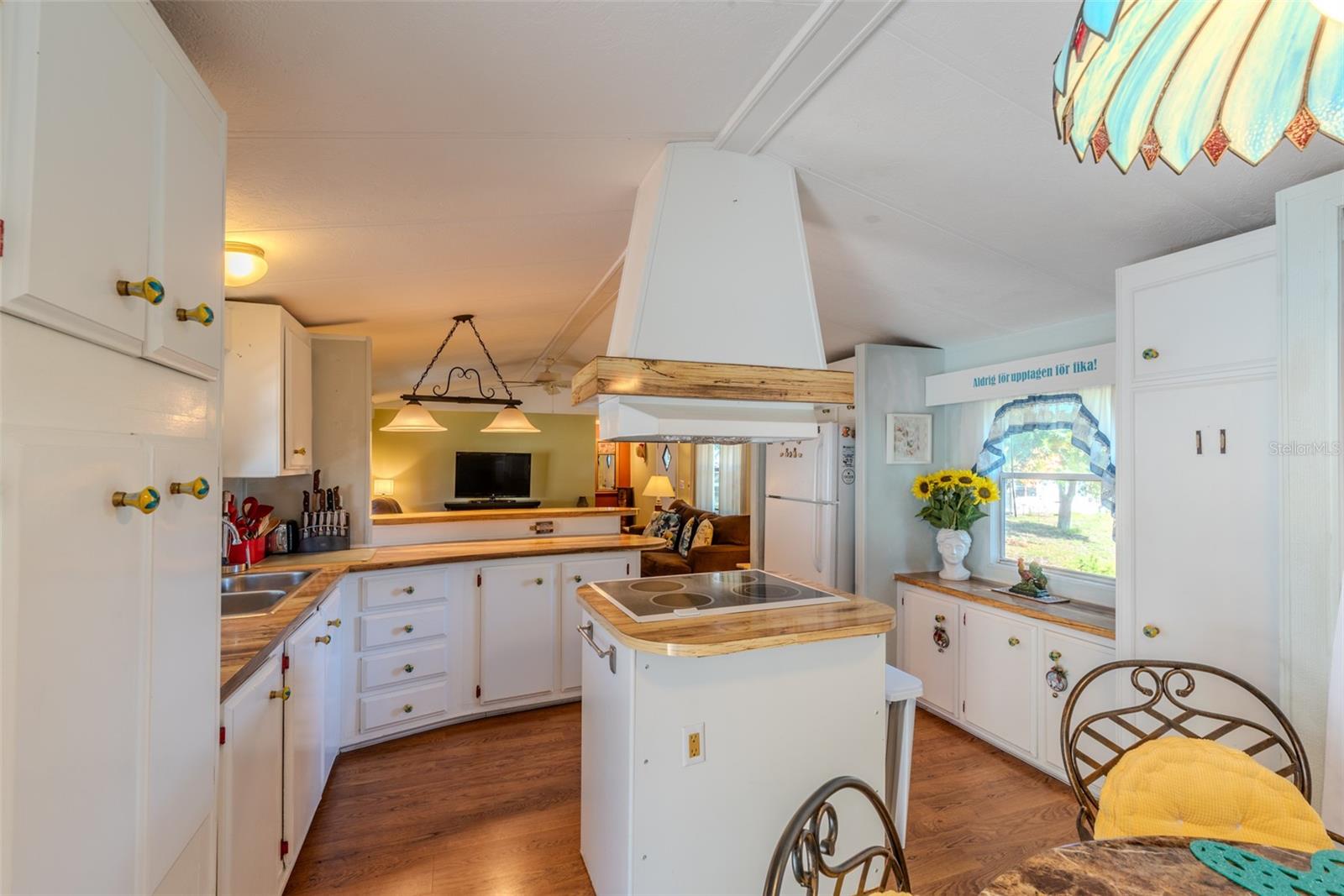 Image 34 of 59 For 17416 Eve Dr.