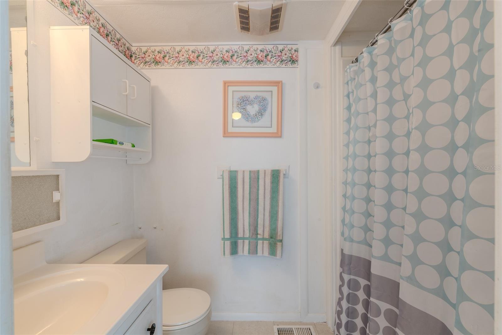 Image 41 of 59 For 17416 Eve Dr.