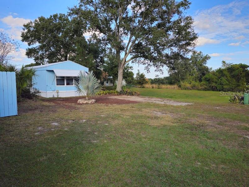 Image 8 of 59 For 17416 Eve Dr.